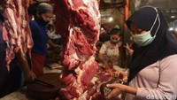 Diketahui Pemerintah melalui Kementrian Pertanian siap melakukan intervensi jika stok daging langka dan terjadi lonjakan harga pada bulan puasa dan Idul Fitri.   