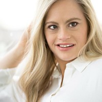 Ini menjadi cara Mikayla menunjukkan kepada dunia eksistensinya sebagai wanita yang memiliki gangguan down syndrome. Memiliki kelainan bukan menjadi penghalang untuk bisa berprestasi. Foto: Instagram