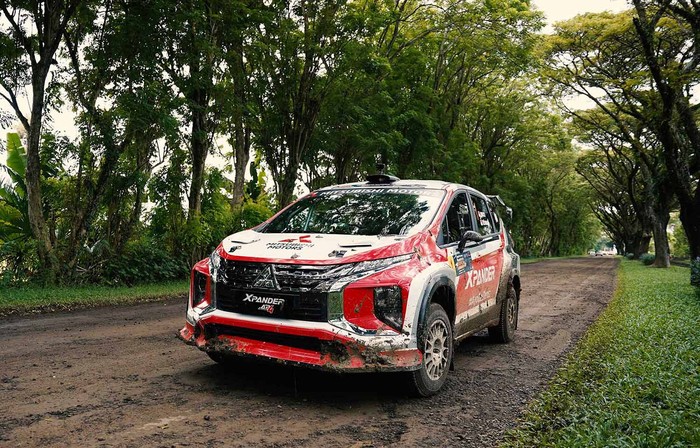 Mitsubishi Xpander AP4 Rifat Sungkar Mitsubishi Xpander AP4 Rifat Sungkar