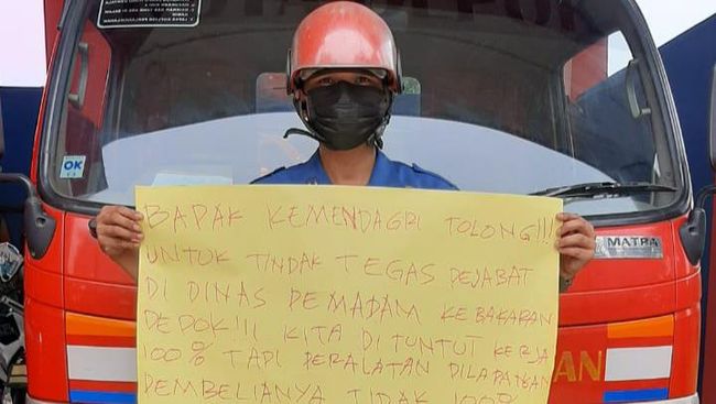 Intip Garasi Kadis Damkar Depok yang Anak Buahnya Bongkar Korupsi
