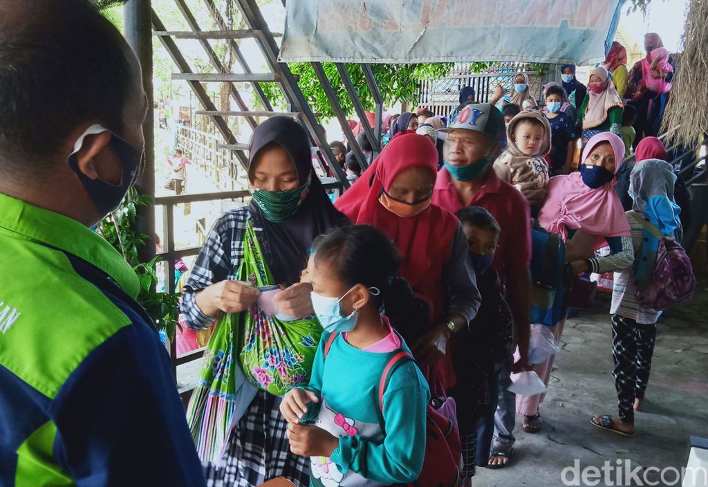 Tak Pakai Masker, Pengunjung Nekat Datangi Objek Wisata Air di Klaten