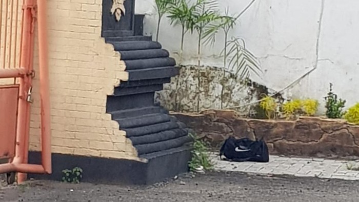 Tas Mencurigakan Ditemukan Dalam Halaman Gedung DPRD Kota Kediri