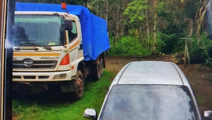 Truk diduga pembawa lari dokumen barang bukti kasus korupsi