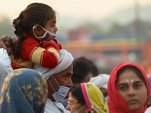 Demi Usir COVID, Penduduk Desa di India Bangun Kuil Dewi Corona