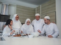 Hukum Menafkahi Orang Tua Bagi Anak yang Sudah Berkeluarga