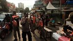 Berburu Takjil Jelang Buka Puasa di Bendungan Hilir