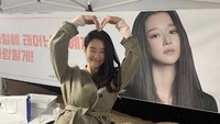 Bintang drama Korea It’s Okay to Not Be Okay ini mendapat banyak dukungan dari penggemarnya. Salah satunya dengan banjir kiriman makanan enak. Foto: Instagram seoyejidaily