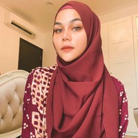 Wanita yang mempunyai nama asli Poltee Kattarey ini mengunggah di akun Instagramnya @dj_kattybutterfly36, bahwa ia sudah resmi memeluk agama Islam pada 29 Oktober 2020. DJ Katy Butterfly menjadi mualaf tepat di hari ulang tahunnya. DJ Katty Butterfly mengaku keputusannya untuk masuk Islam datang dari hati. Dan keinginannya menjadi mualaf ini mendapatkan dukungan dari orangtuanya. Selain itu, dia juga ingin meninggalkan stigma yang melekat pada dirinya yaitu sebagai DJ. Tahun ini menjadi puasa pertama bagi DJ Katy Butterfly. Foto: ok.Instagram @dj_kattybutterfly36.