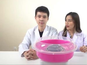 Jessica Jane dan Jess No Limit Eksperimen Gulali Pakai Gula hingga Bumbu Mie Goreng!