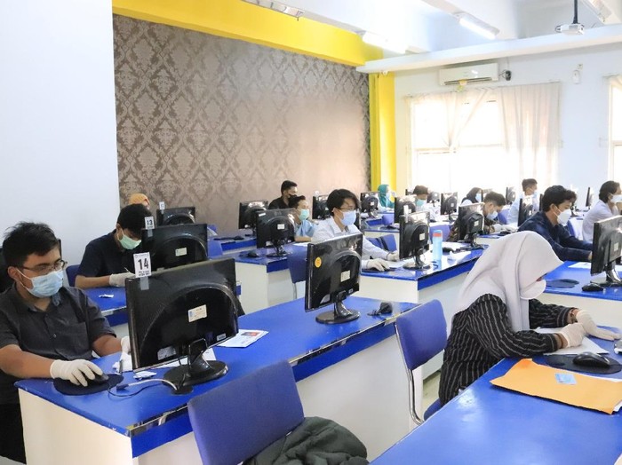 Hari Pertama UTBK di ITS, 1.707 Peserta Terapkan Prokes Ketat