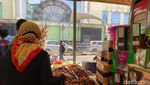 Suasana Pasar Kurma di Tanah Abang, Ada Kurma Ajwa Rp 300 Ribu per Kg!