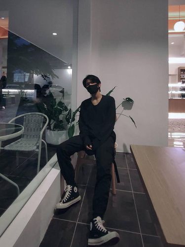 Ogi Adi Wibowo viral di TikTok tiru Han Seojun True Beauty.