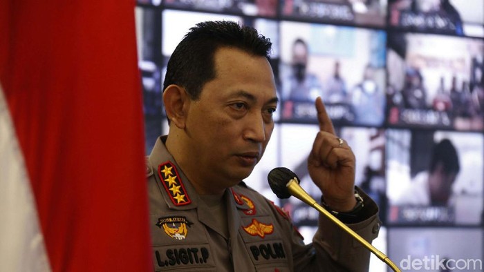 Kapolri Jenderal Pol Listyo Sigit Prabowo meluncurkan aplikasi Propam Presisi. Aplikasi ini tindak lanjut dari aplikasi Dumas Presisi yang melayani pengaduan masyarakat terkait kinerja anggota polisi.