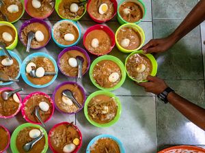 Potret Buka Puasa di Hari Pertama Ramadhan dari Semarang-Malang