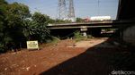 Foto Proyek Pelebaran Jembatan Kali Cakung yang Tak Kunjung Rampung