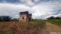 Dari 888 hektar lahan yang akan dibangun memang berada di kawasan perkebunan Pasir Langkap, Cilentab dan Kubang. Area yang berada di kawasan ekonomi khusus (KEK) untuk pengembangan teknologi dan industri 4.0 tersebut telah melalui proses penandatangan antara Direktur Utama Amarta Karya Nikolas Agung, Ketua Pelaksana Kiniku Bintang Raya KSO Budiman Sudjatmiko, dan Direktur Utama PT Bintang Raya Lokalestari Dhanny Handoko.