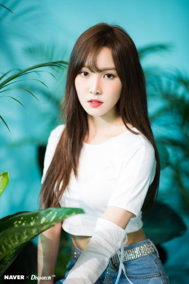 Bagaimana dengan Yuju? Vokalis utama GFRIEND ini menyumbang lagu berjudul ‘Comfort’ sebagai soundtrack drama Korea Bossam: Steal The Fate. Lagunya pun memuncaki tangga lagu soundtrack di aplikasi streaming Melon. Foto: dok Naver x Dispatch