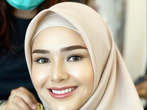 Reaksi Amanda Manopo Ditanya soal Isu Pindah Agama