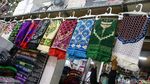 Bangkitnya Penjualan Sajadah di Pasar Tanah Abang