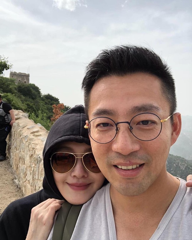 Adanya skandal Wang menggoda wanita lain di media sosial tentu saja mengejutkan. Lantaran, pasangan ini tampak saling menjaga kesetiaan. Foto: Instagram