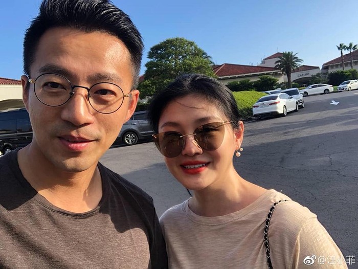 Barbie Hsu dan Wang Xiaofei. Foto: Instagram