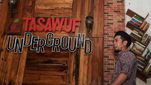 Cara Anak Punk Isi Ramadhan di Pondok Tasawuf Underground