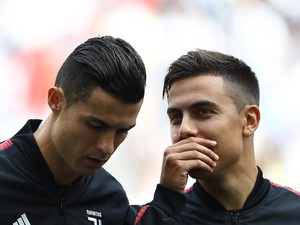 Khedira Sebut Ronaldo Egonya Besar, Dybala Butuh Pembimbing