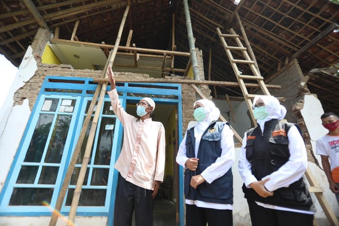 Gubernur Jatim Khofifah di blitar