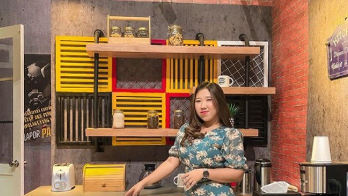 kiky saputri kiky saputri