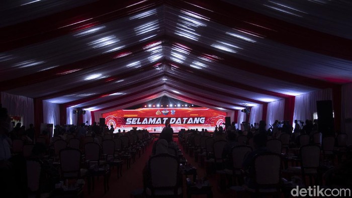 Korps Lalu Lintas (Korlantas) Polri resmi meluncurkan layanan SINAR atau SIM Nasional Presisi, yakni pelayanan SIM secara online. Layanan SINAR itu bisa dinikmati melalui aplikasi Digital Korlantas Polri.
