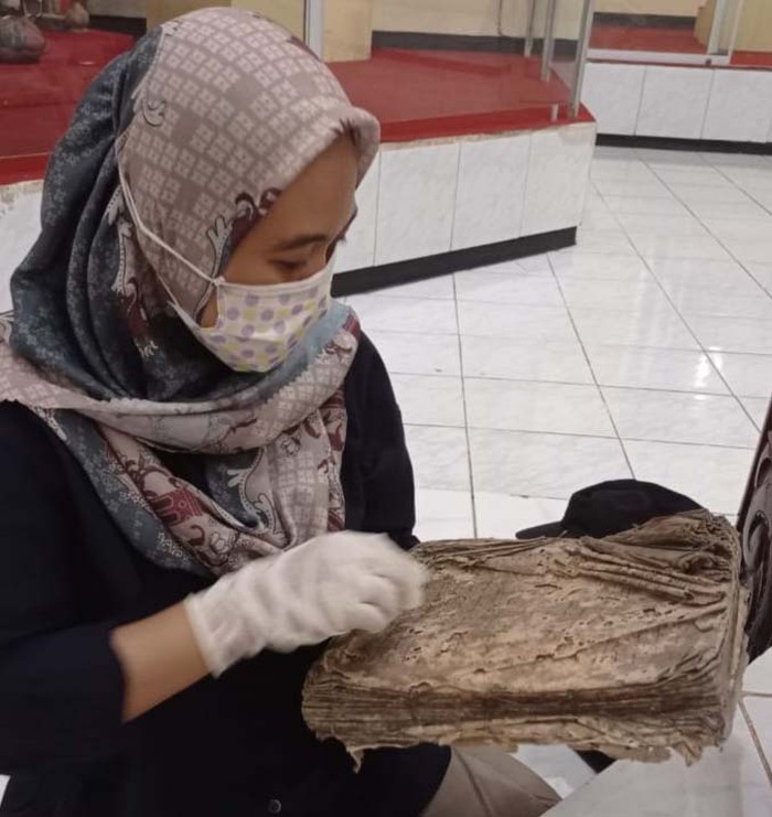 Kitab Amjah, Manuskrip Tentang Kisah 25 Nabi Tersimpan di Museum Sunan Drajat Lamongan