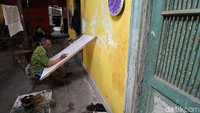 Satu lembar kain batik Alquran ini dijual mulai dari Rp 100 ribu hingga Rp 1 juta.