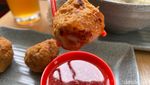 Yummy! Enaknya Bakmi Garing Halal dan Bakso Goreng Gurih Renyah