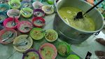 Momen Masjid Jami Pekojan Sajikan Kembali Bubur India