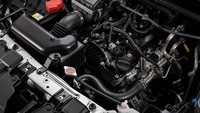 Perodua Aruz yang dijual di Singapura ditenagai mesin 4-silinder 1.5L Dual VVT-i dengan blok aluminium yang dikombinasi transmisi otomatis, serta konsumsi bahan bakar yang hemat dengan klaim 15,6 km/liter. Foto: Paultan