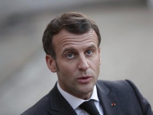 Presiden Prancis Ditampar Warga, Rusia Rakit Kapal Siluman