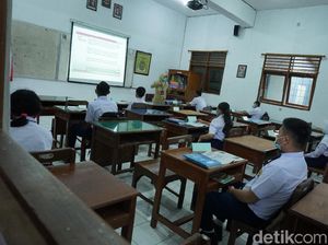 Jokowi Minta Sekolah Tatap Muka Terbatas Hanya 2 Hari Sepekan, 2 Jam Sehari