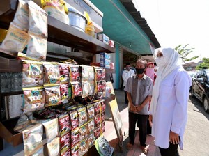 Usahanya Hancur Terdampak Gempa Malang, Ismail Tersenyum Masuk Program Wenak