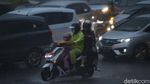 Waspada Bibit Siklon Tropis 94W di Indonesia