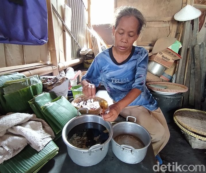 Empuk Gurih Jemunak yang Hanya Ada Gunungpring Saat Puasa Ramadhan