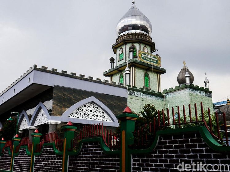 Foto Masjid Baiturrokhmah Cimahi, Saksi Bisu Perjuangan Usir Penjajah