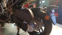 Dari sektor performa, motor ini ditenagai mesin 4-langkah 200cc dengan sistem injeksi Magneti Marelli, 4 katup, DOHC liquid cooled. Dirancang untuk performa tinggi yang menghasilkan 20 dk. Foto: Luthfi Anshori/detikOto
