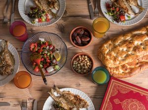 6 Amalan Sunnah Saat Sahur untuk Mendapatkan Berkah Ramadhan