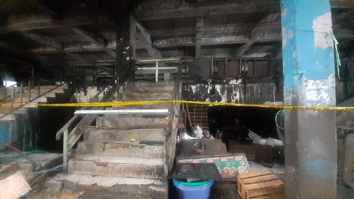 Kondisi Pasar Inpres Pasar Minggu yang terbakar, Kamis (15/4/2021).