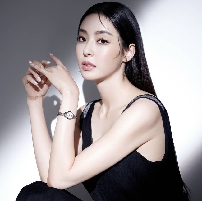 Lee Da Hee dinilai memiliki vibe serupa dan cocok menggantikan Seo Ye Ji. Aktris cantik ini sebelumnya membintangi drama Korea L.U.C.A.: The Beginning dan Search: WWW. Foto: dok. Instagram dahee0315