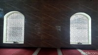 Nama masjid ini diketahui diambil dari nama pendiri masjid yakni Tubagus Mustafa Bakri.