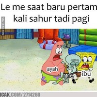 Siapa yang kalau bangun sahur harus digotong sama orangtuanya juga kayak gini? Kalau iya, kita sama! Foto: 1cak.com