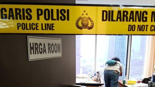 Peluru nyasar di salah satu gedung di Jaksel (Dok Istimewa)