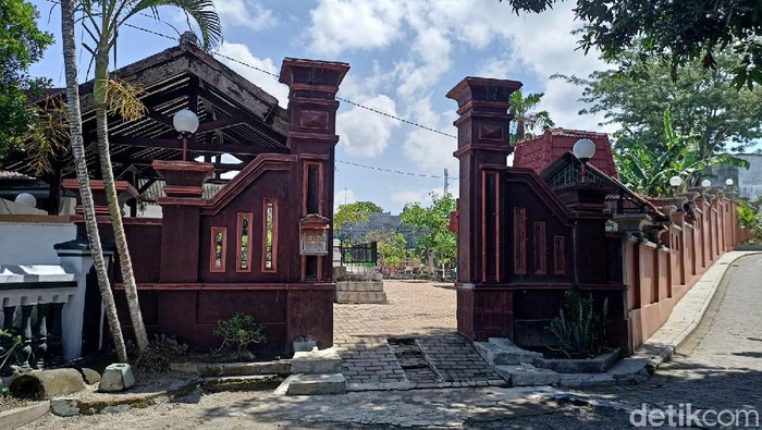 Pemakaman Bibis, Kepatihan
