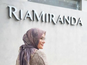 Ria Miranda Luncurkan Koleksi Baju Lebaran 2021 Terinspirasi Wanita Jawa